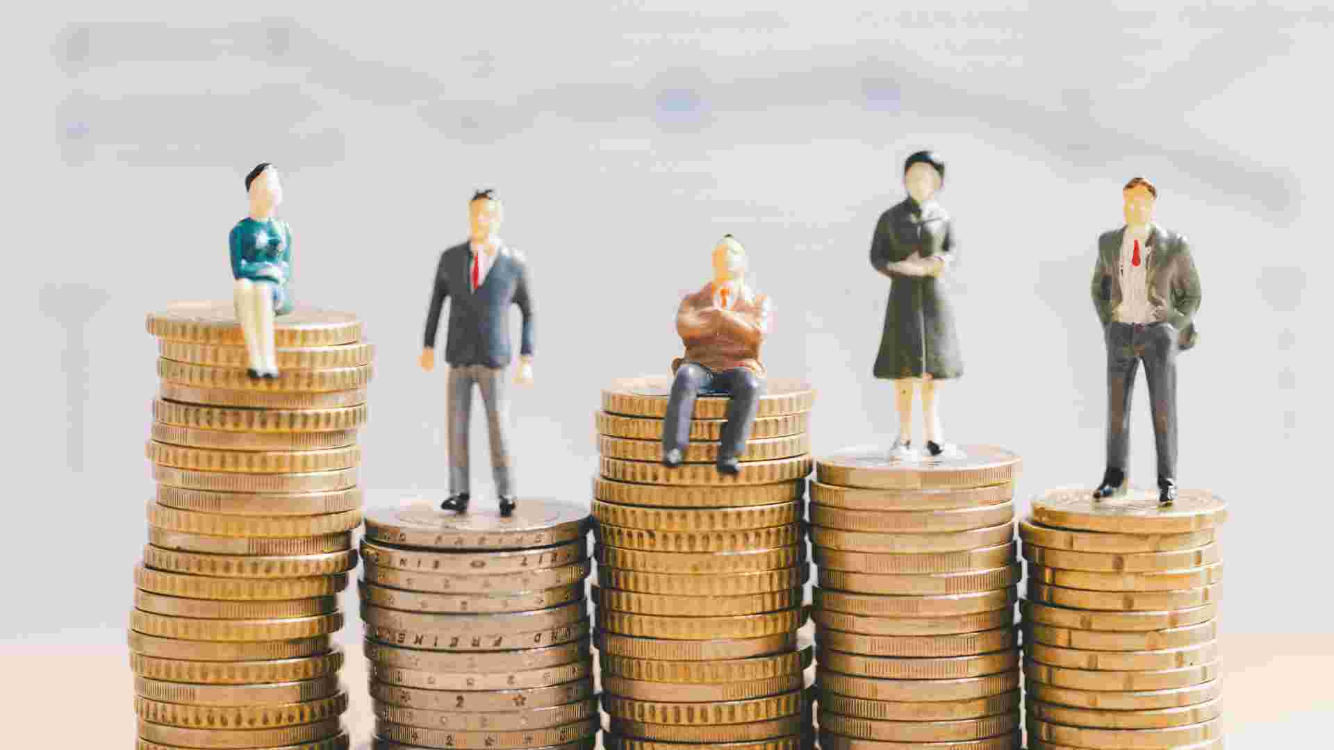 Lương kế toán trưởng 2026 có sự khác biệt lớn giữa các ngành nghề và quy mô doanh nghiệp.