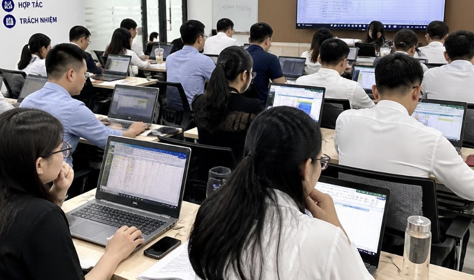 Excel cho HR 